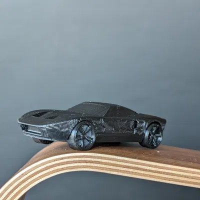 Xe Ford GT có bánh xe in liền quay được