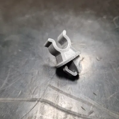 Kẹp Giữ Ty Chống Capo Mitsubishi Lancer Đời 8 (CY0)