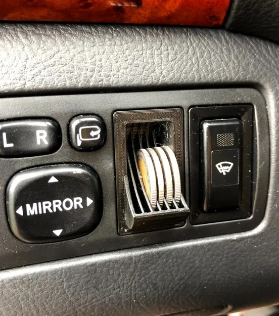 Chỗ đựng xu cho Toyota Avensis T25 - Image 1