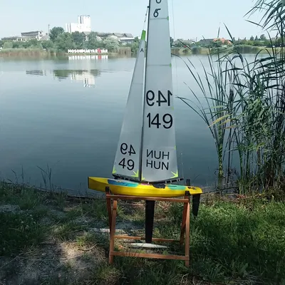 Mô hình thuyền buồm Manta 2017 RG65