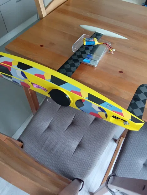 Mô hình thuyền buồm Manta 2017 RG65 - Image 12