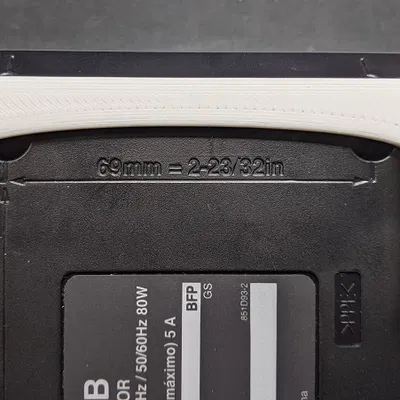 Giá Treo Tường Sạc Makita CXT 12V DC10SB Không Làm Hư Tường