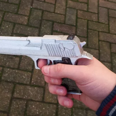 Súng lục sa mạc (Desert Eagle) 3D Model