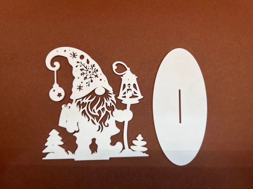 Ông Già Noel Người Lùn Giáng Sinh Với Đèn Lồng - Image 1