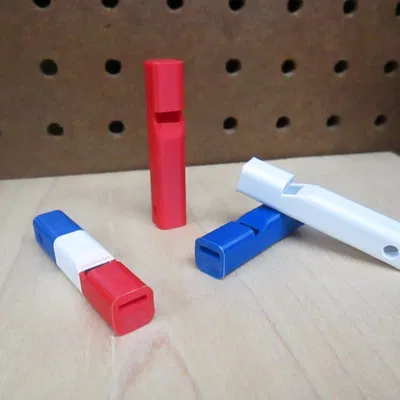 Còi Kem Que (Kêu Rất To!)