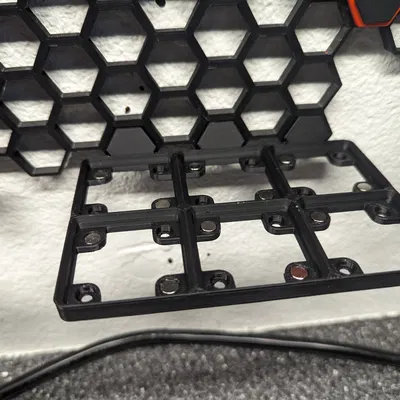 Đế Gridfinity Với Các Khay Tổ Ong