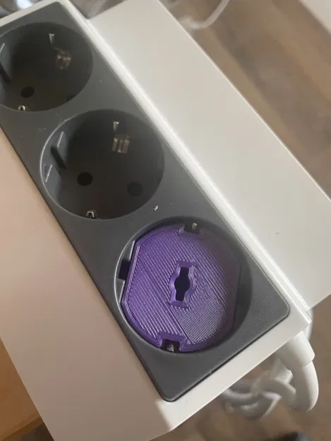 Ổ Khóa Ổ Cắm / Chặn Trẻ Em / Childproof Socket Chuẩn EU - Image 1