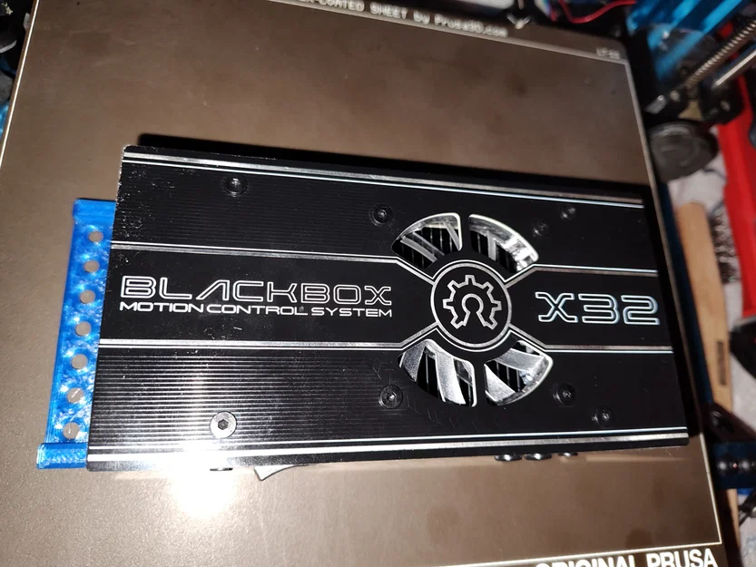 Chân đế điều khiển CNC OpenBuilds BlackBox x32 - Image 1