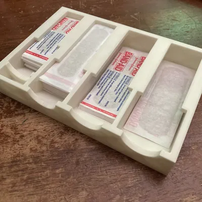 Hộp Đựng Băng Keo Cá Nhân Phiên Bản 2