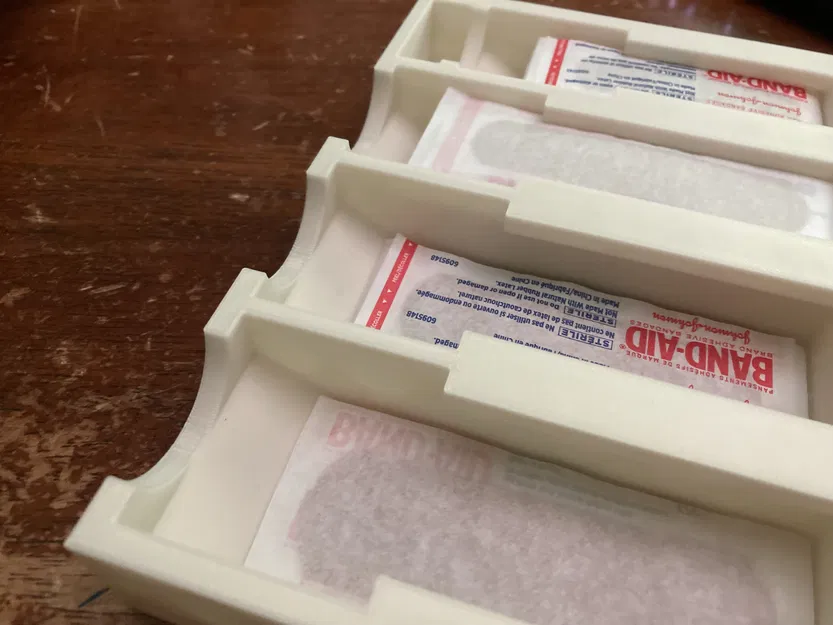 Hộp Đựng Băng Keo Cá Nhân Phiên Bản 2 - Image 2