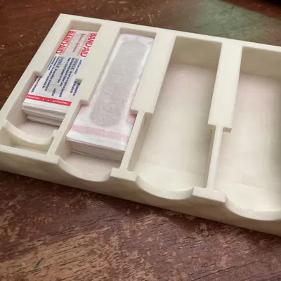 Hộp Đựng Băng Keo Cá Nhân Phiên Bản 2