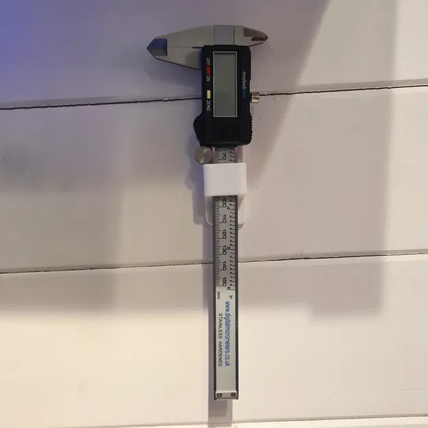 Kệ Kẹp Thước Kẹp - Gắn 2 Ốc Hoặc Nam Châm - Image 1