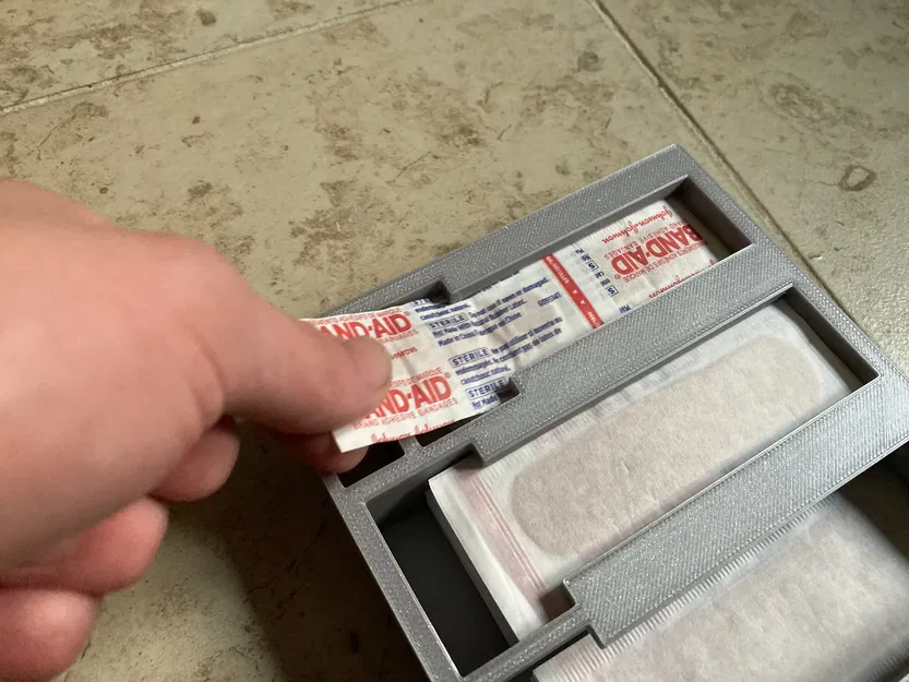 Hộp Đựng Băng Keo Cá Nhân Phiên Bản 2 - Image 12