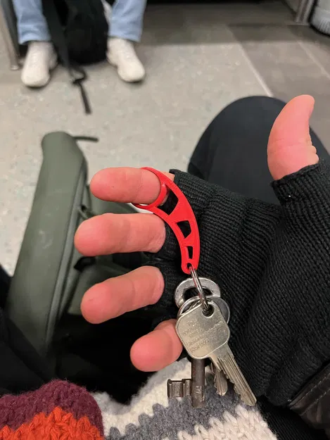 Móc Khóa Con Quay - Image 1