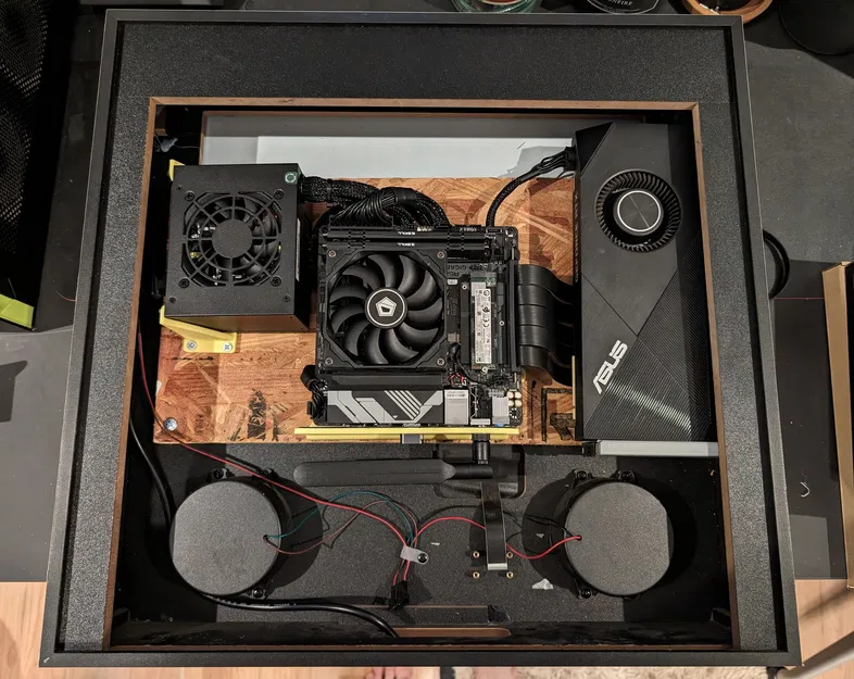 Giá Treo Tường Mini ITX - Image 3