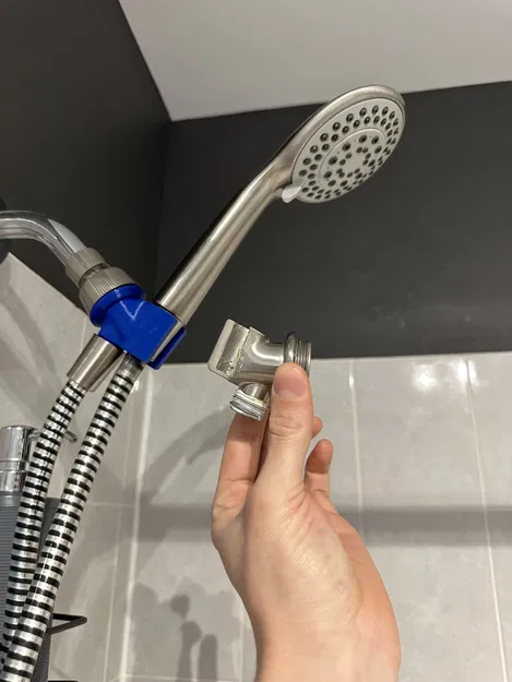 Sửa Chỗ Gắn Vòi Sen - Image 1