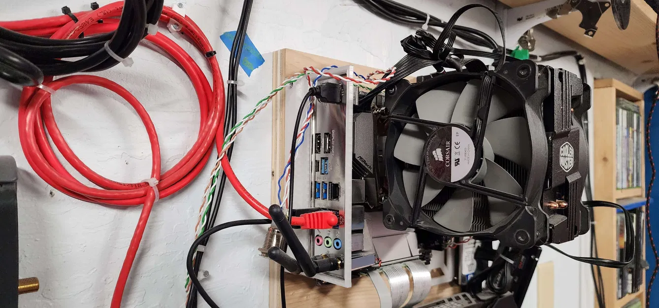 Đế Treo Tường Cho Main ITX - Image 1