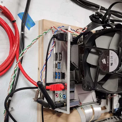 Đế Treo Tường Cho Main ITX