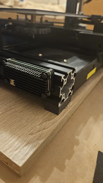 Giá trượt Raspberry Pi Zero 2W cho thanh profile Ender 3 V2 - Image 6