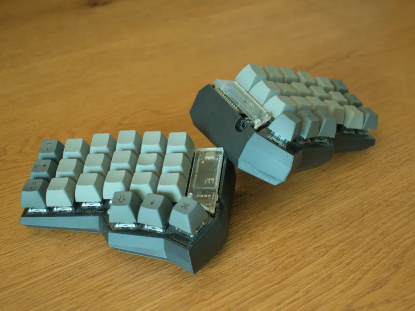 Vỏ Bàn Phím Corne Tented - Image 1