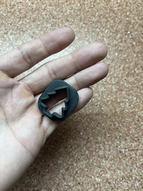 Khuôn Cắt Bánh Hình Cây Thông 3cm - Image 1