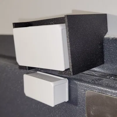 Giá đỡ cảm biến cửa Sonoff