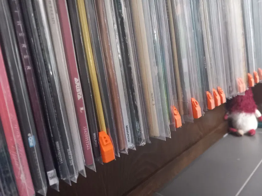 Vách Ngăn Đĩa Vinyl - Image 1