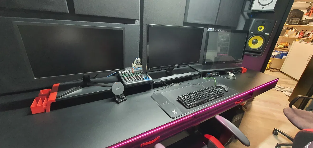 Giá đỡ 3 màn hình kèm ngăn kéo (tùy chọn) - Image 1