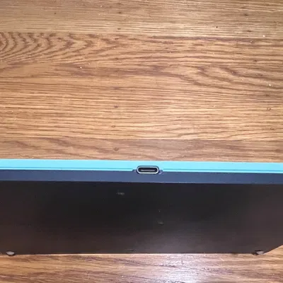 Flatbox Rev 4 với Đường viền bóng