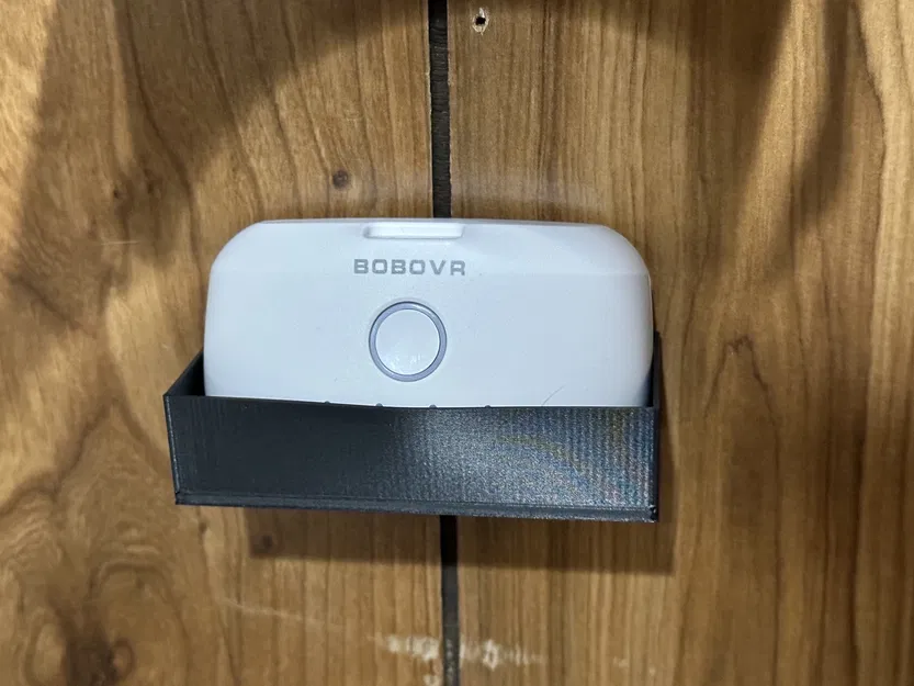 Giá treo pin BoboVR gắn tường - Image 1