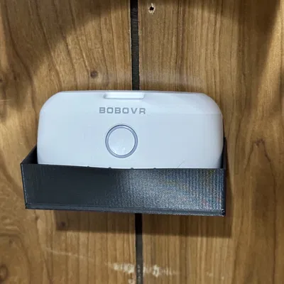 Giá treo pin BoboVR gắn tường