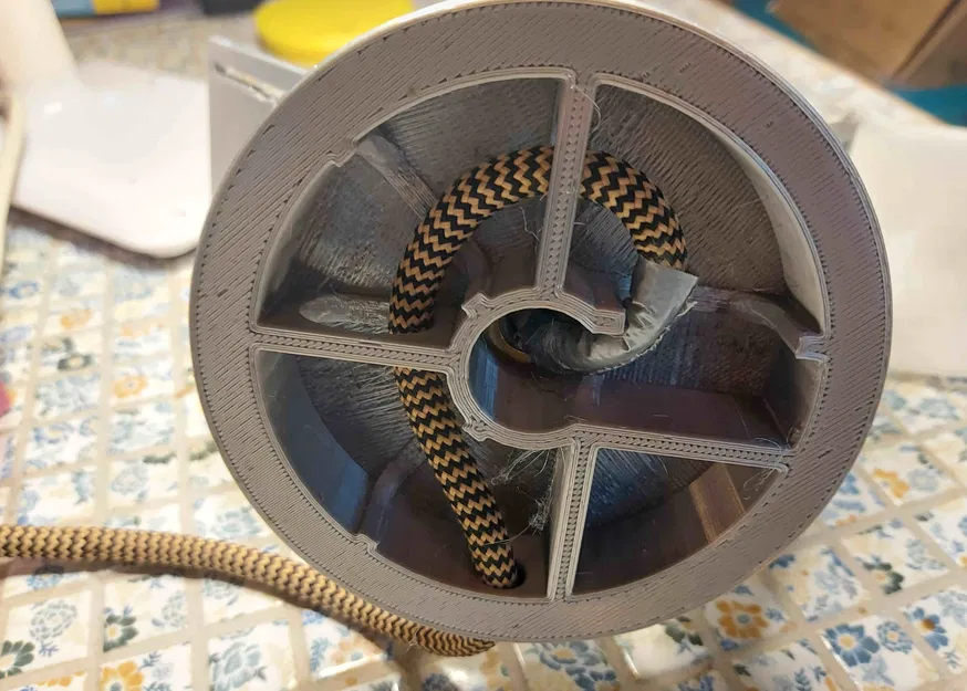 Đèn Bàn Phong Cách Art Deco - Image 4