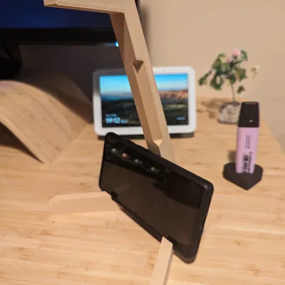 Kệ Tai Nghe (Và Hơn Thế Nữa)