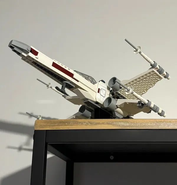 Chân đế trưng bày cho LEGO Star Wars X-Wing - Image 1
