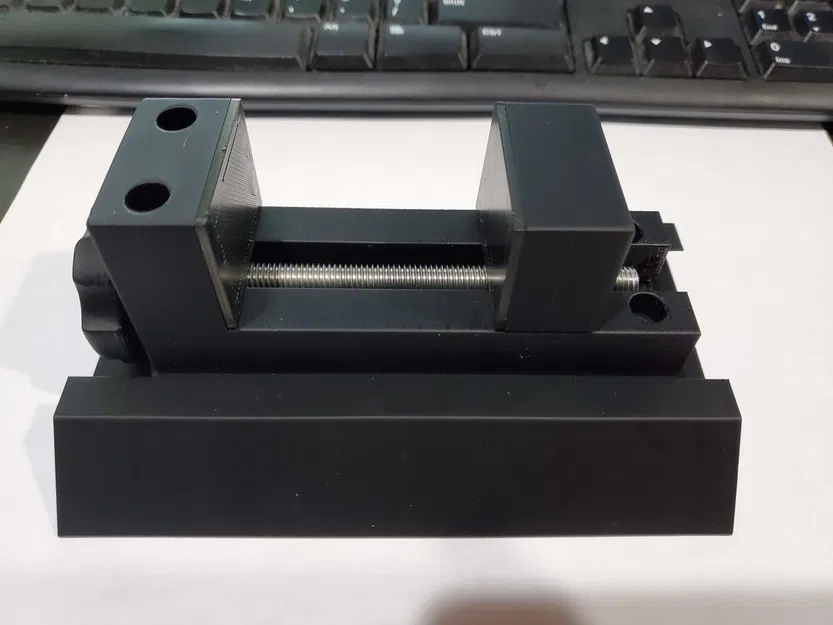 Kẹp Giữ Ổn Định Bàn Vào Tường - Image 3