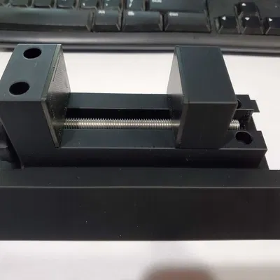 Kẹp Giữ Ổn Định Bàn Vào Tường