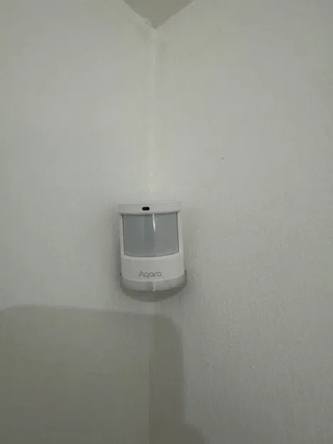 Giá Gắn Góc Cảm Biến Chuyển Động AQARA P1 10 Độ - Image 1