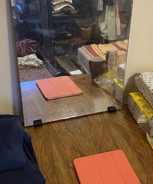 Chân Đế Gương Bàn - Image 1