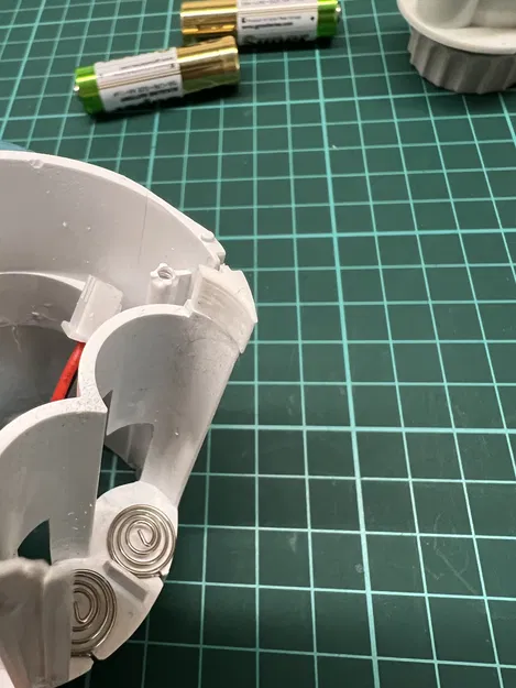 Sửa Lẫy Ngăn Pin Bị Gãy Cho Moes Zigbee Thermostat (TRV) - Image 6