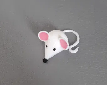 Chuột Trắng Dễ Thương - Image 1