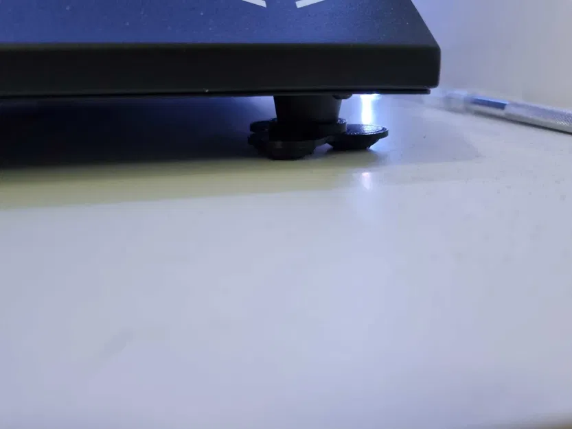 Chân đế chống rung lùn cho Sidewinder X2 - Image 1