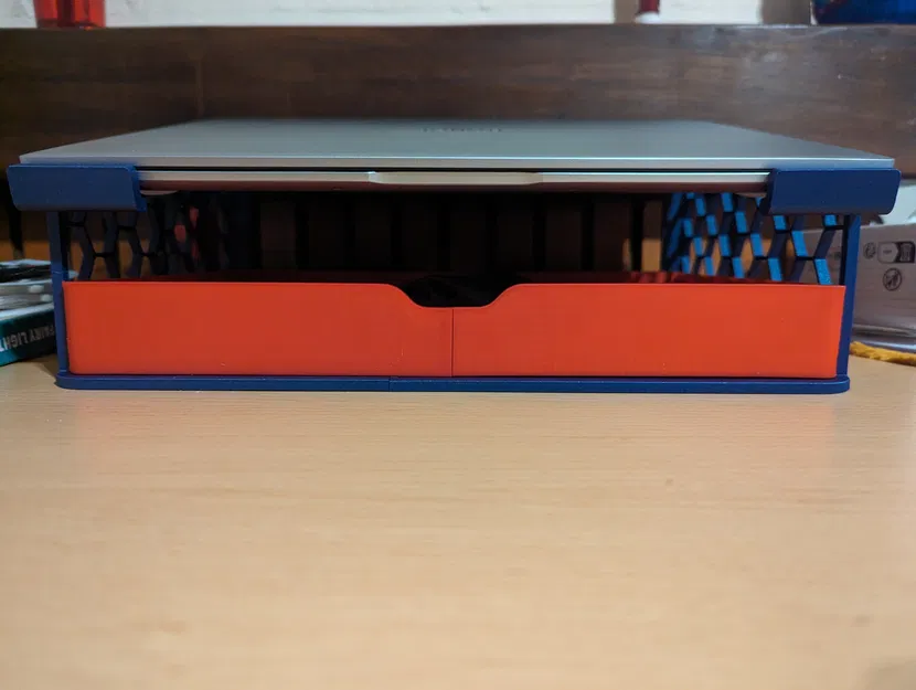 Chân đế Laptop 16 inch có Khay & Kẹp Dây - Image 2