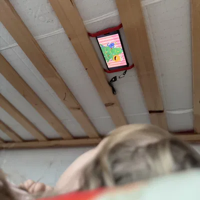 Kệ Điện Thoại Giường Tầng