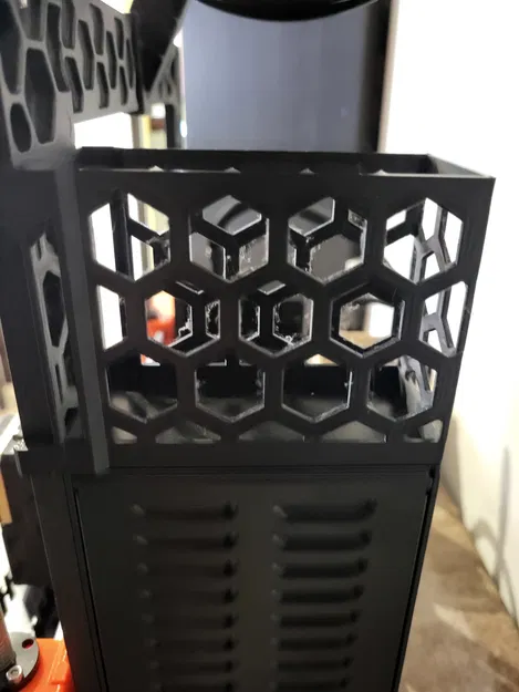 Hộp dụng cụ ToolBox_v2 có đế - Image 2