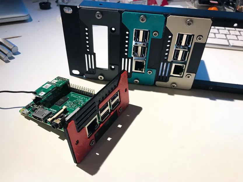 Khung Gắn Rack Cho Raspi 2 và 3 Cho Hệ Thống Modular 19 inch 2U - Image 3