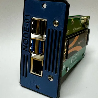 Khung Gắn Rack Cho Raspberry Pi5 Với Pineberry Pi HatDrive! Bottom