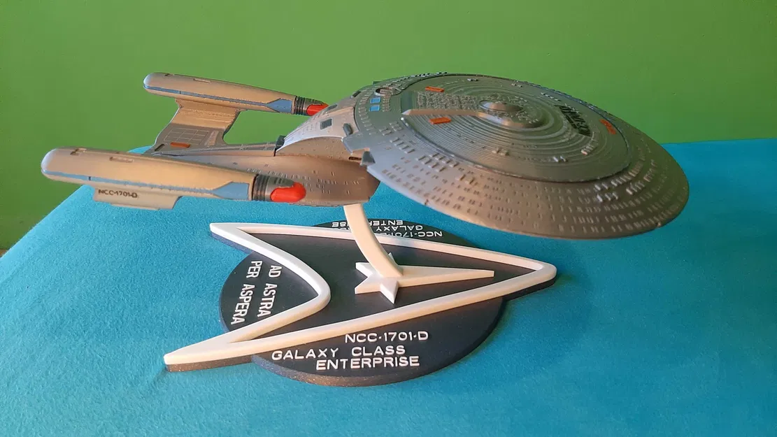 Mô Hình Tàu Enterprise Lớp Galaxy NCC-1701-D - Image 1