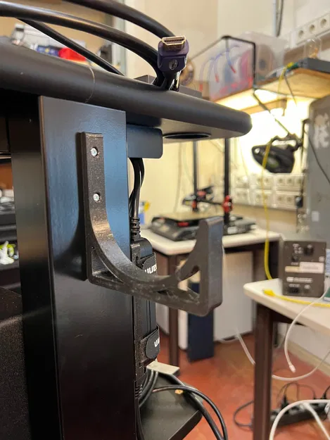 Móc Treo Dây Cáp Chắc Chắn - Image 1