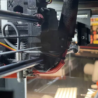 Giá đỡ cáp dọc cho bộ đùn MK3