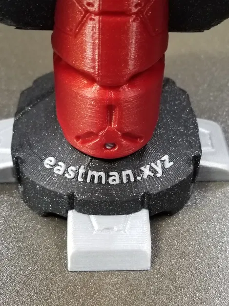 Tượng Darth Vader Phiên Bản MMU Remixed Từ Eastman - Image 2